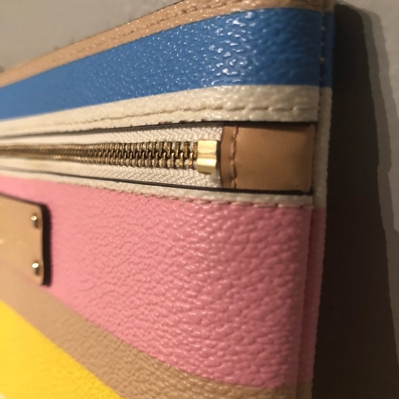 Kate Spade wristlet